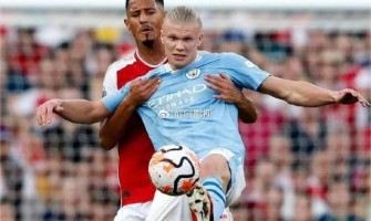 Real Madryt nie zdołał przechwycić środkowego obrońcy Arsenalu!